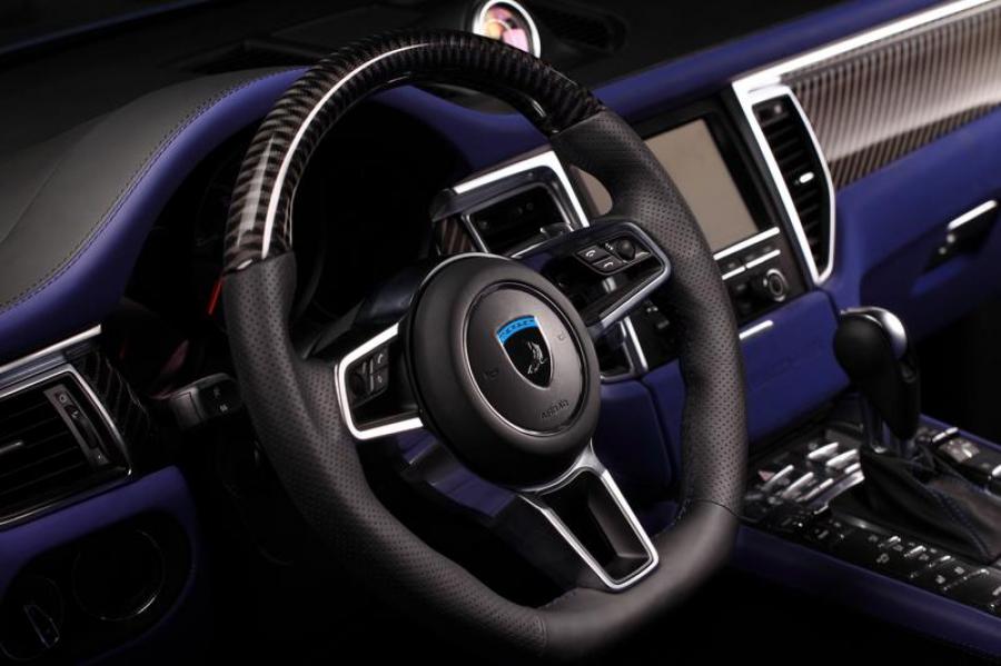Детали интерьера Porsche Macan URSA by TopCar (95B) 2014 года  (фото 46 из 51)
